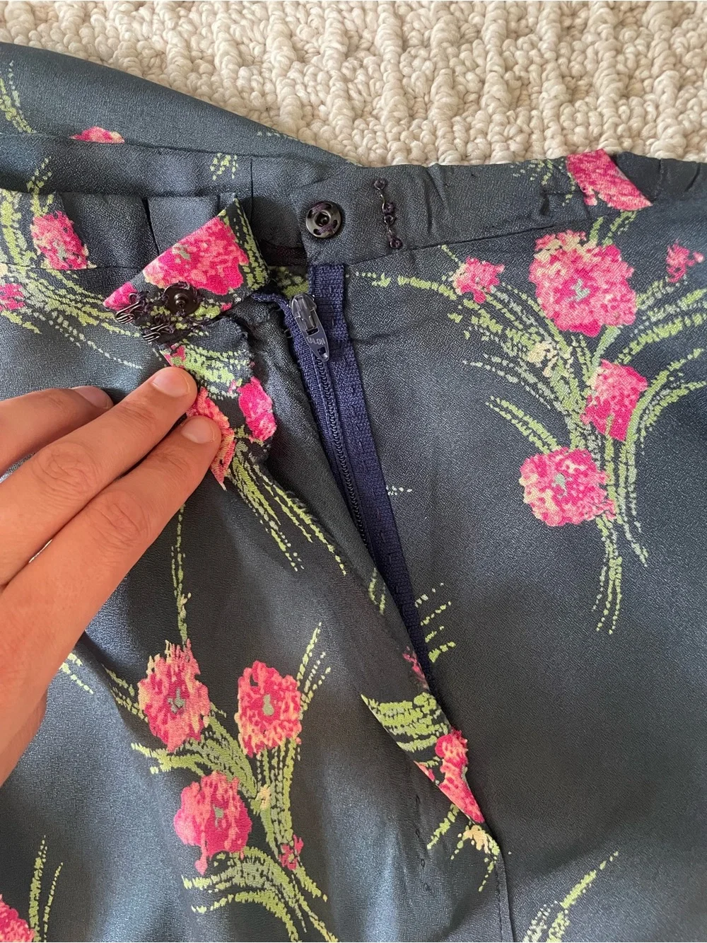 Navy Vintage Floral A-Line Midi Skirt with Pink floral pattern - size 2/4